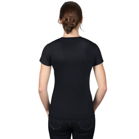 WOMEN’S FASHION BASIC FITTED TEE