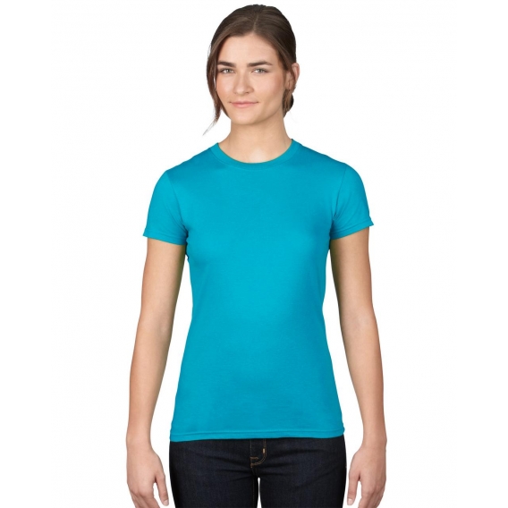 WOMEN’S FASHION BASIC FITTED TEE