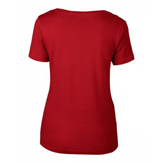 WOMEN’S FEATHERWEIGHT SCOOP TEE
