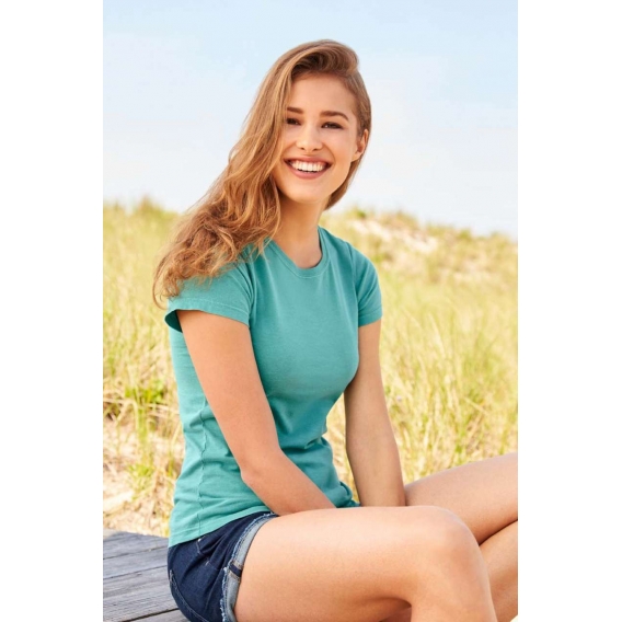 LADIES' LIGHTWEIGHT FITTED TEE