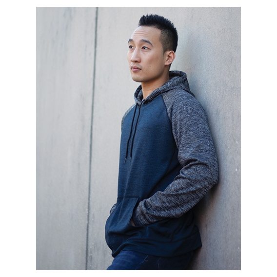 Men’s Performance Raglan Pullover