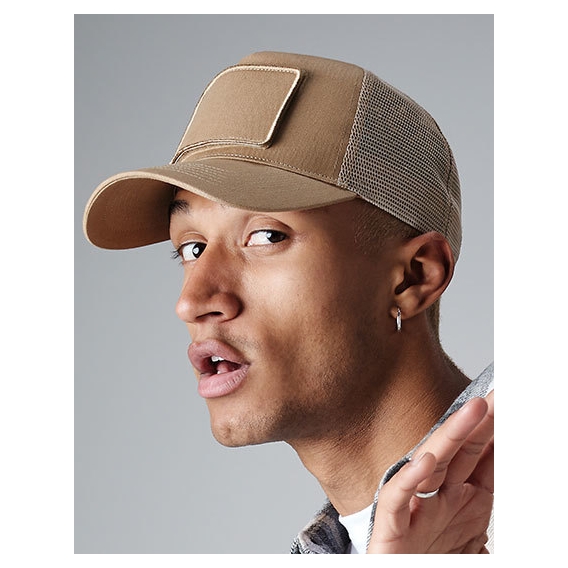 Patch Snapback Trucker Cap