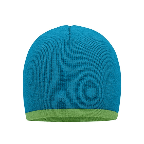 Beanie with Contrasting Border