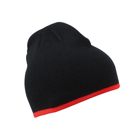 Beanie with Contrasting Border