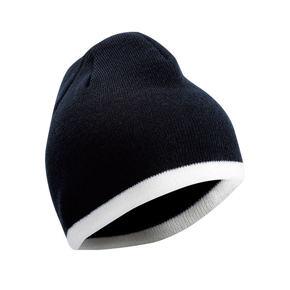 Beanie with Contrasting Border