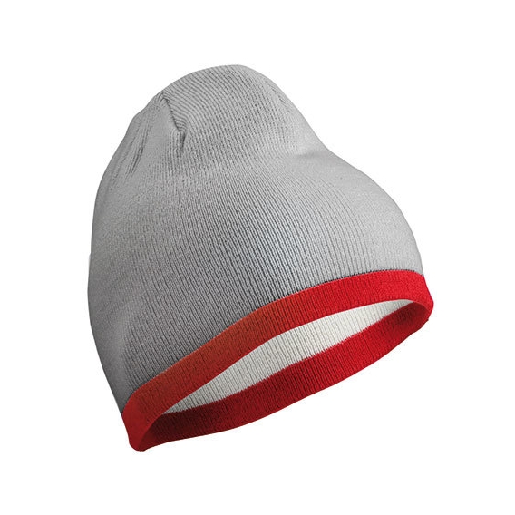 Beanie with Contrasting Border