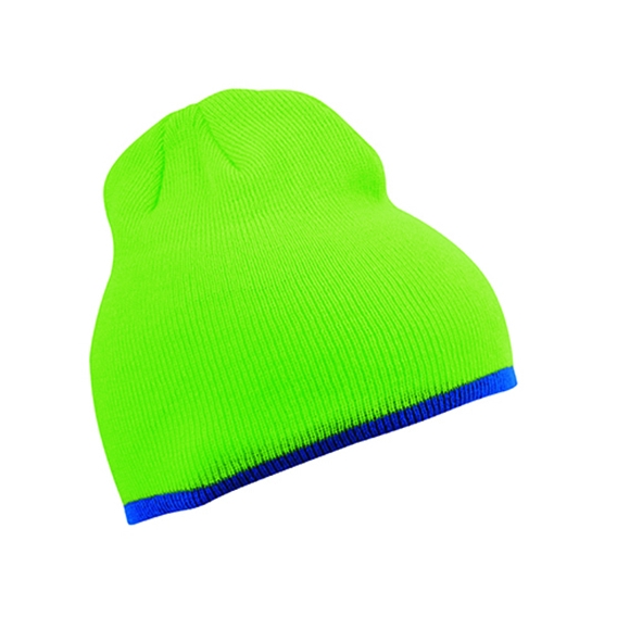 Beanie with Contrasting Border