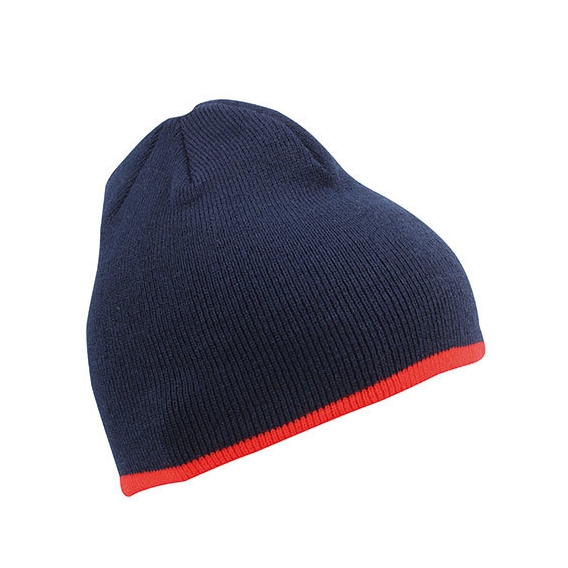 Beanie with Contrasting Border