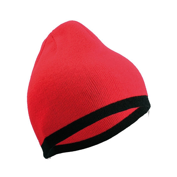 Beanie with Contrasting Border