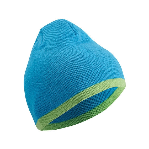 Beanie with Contrasting Border