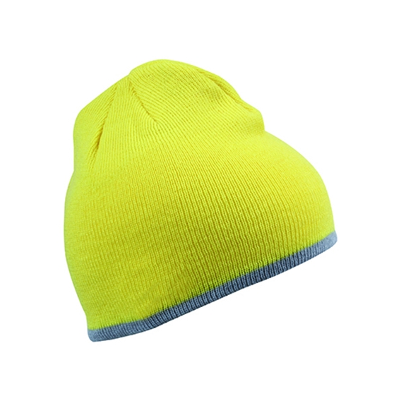 Beanie with Contrasting Border