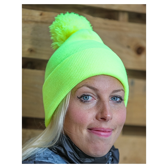 Pom Pom Beanie