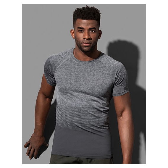Seamless Raglan Flow T-Shirt