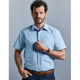 Men`s Short Sleeve Tailored Oxford Shirt